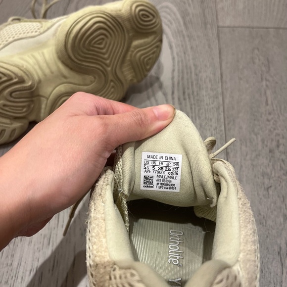 Yeezy 500 supermoon yellow 5.5 MENS 7 WOMEN [sold] - Picture 11 of 12